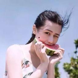 网红吃瓜头像女生,揭秘网络红人的魅力与争议