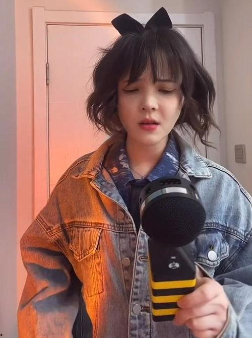 某音网红吃瓜视频,娱乐圈幕后真相大曝光!