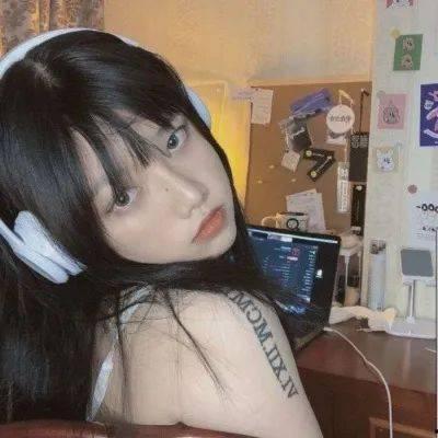 吃瓜抖音网红两字网名女,揭秘网络红人的魅力与挑战